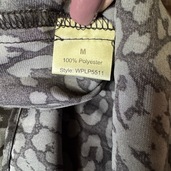 Elan Charcoal Long Sleeve lightweight Dress - size medium - Picture 9 of 16